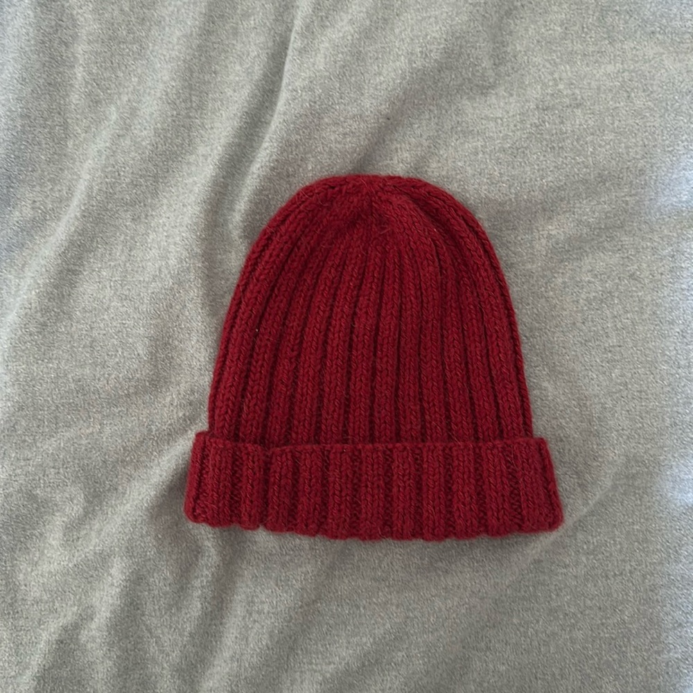 Solosix Hand knit 100% Alpaca beanie in Scarlett